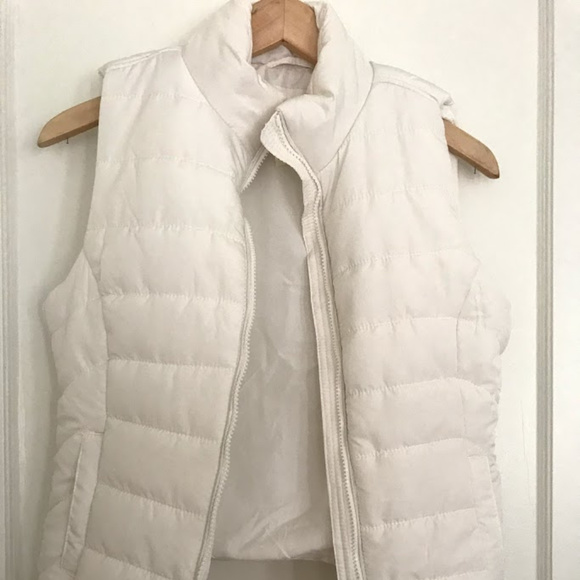 american eagle sweater white
